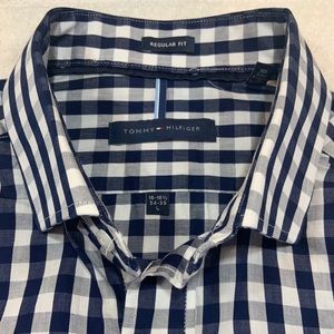Tommy Hilfiger Large button down shirt